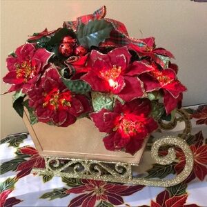 POINSETTA SLEIGH LIGHTED